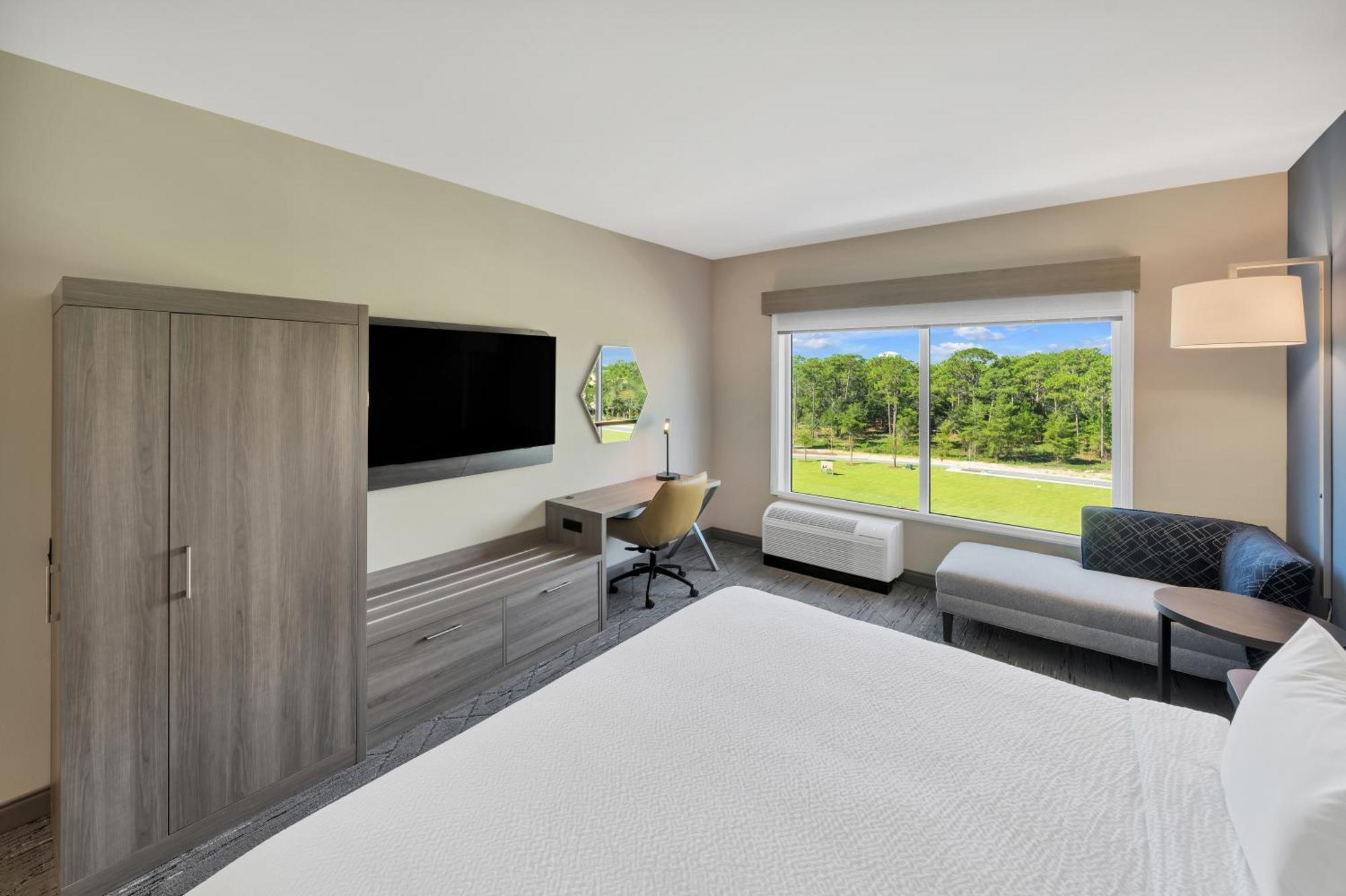 Holiday Inn Express & Suites Fort Walton Beach - Eglin Area By Ihg Exterior photo
