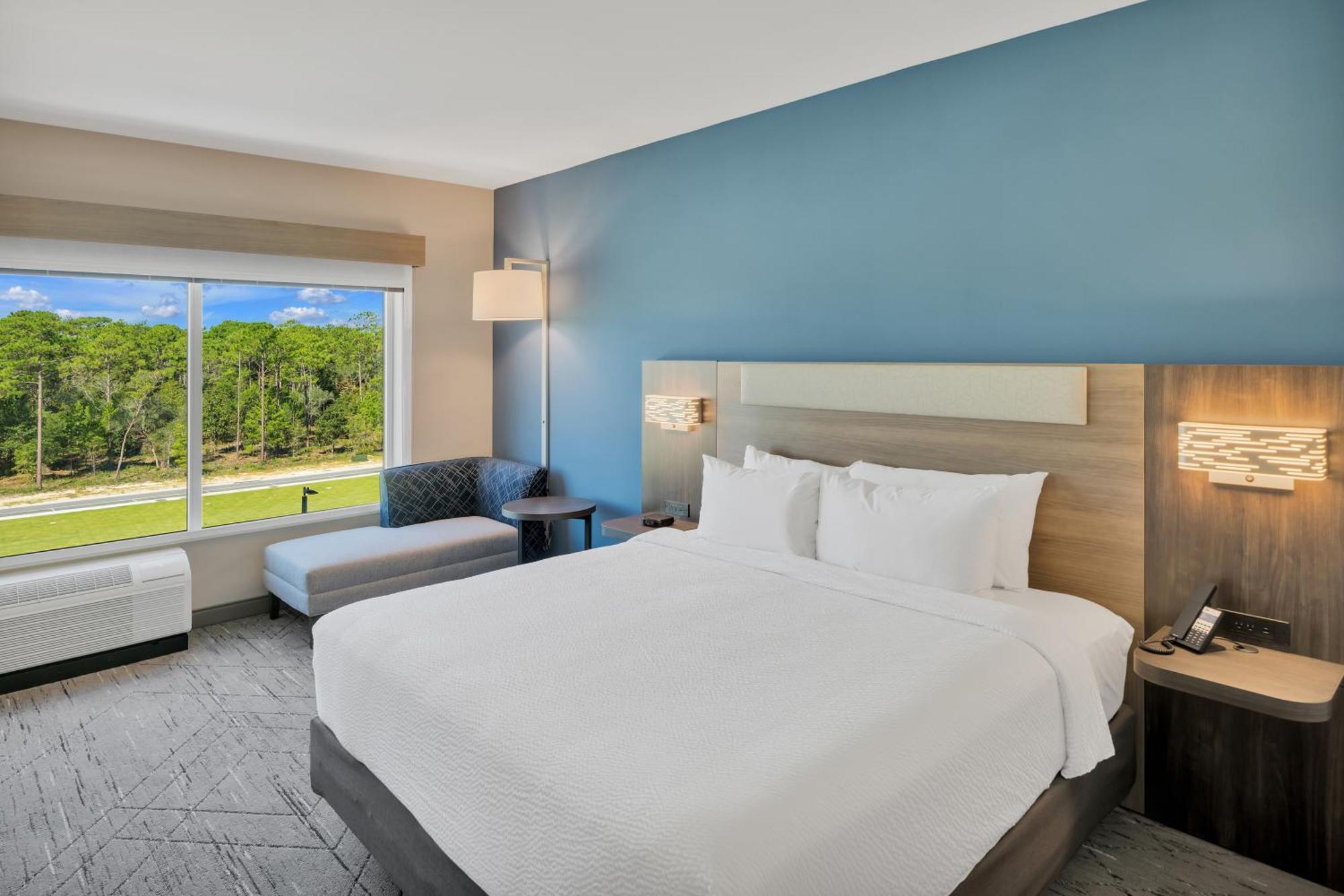 Holiday Inn Express & Suites Fort Walton Beach - Eglin Area By Ihg Exterior photo