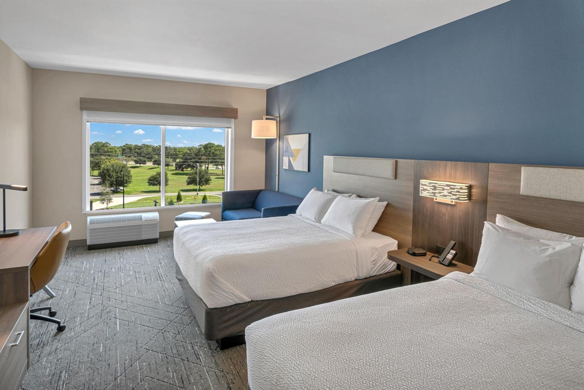 Holiday Inn Express & Suites Fort Walton Beach - Eglin Area By Ihg Exterior photo