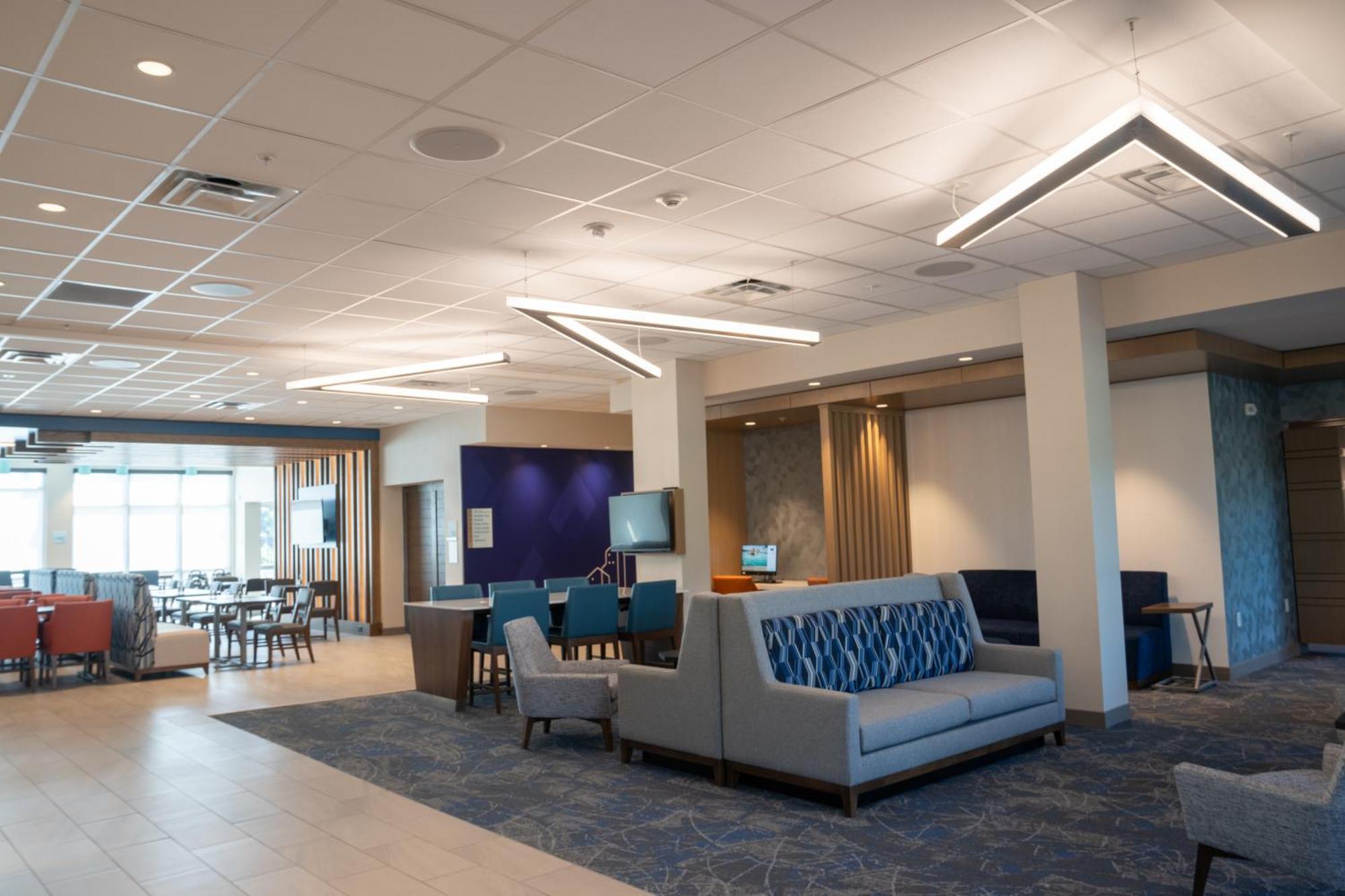 Holiday Inn Express & Suites Fort Walton Beach - Eglin Area By Ihg Exterior photo